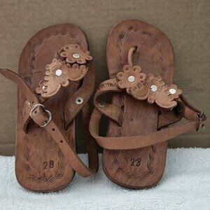 Sz 28 US 11 Puerto Rico Embossed Leather Girls Floral Flower Sandals